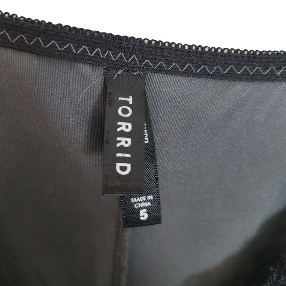 Torrid Womens 5X Gray Black Floral Lace Sleeveless Lingerie Sleepwear V-Neck - Picture 5 of 7